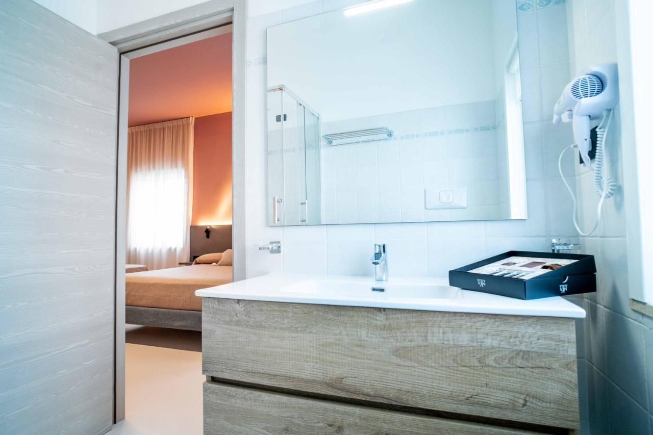 La Maison - Boutique Rooms Sperlonga Eksteriør billede